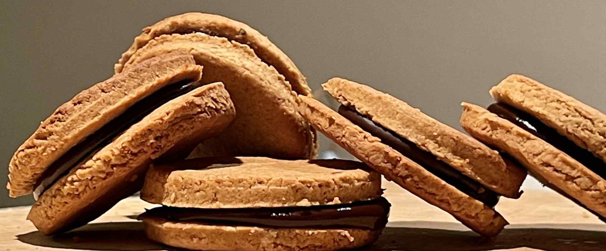 Μπισκότα γεμιστά