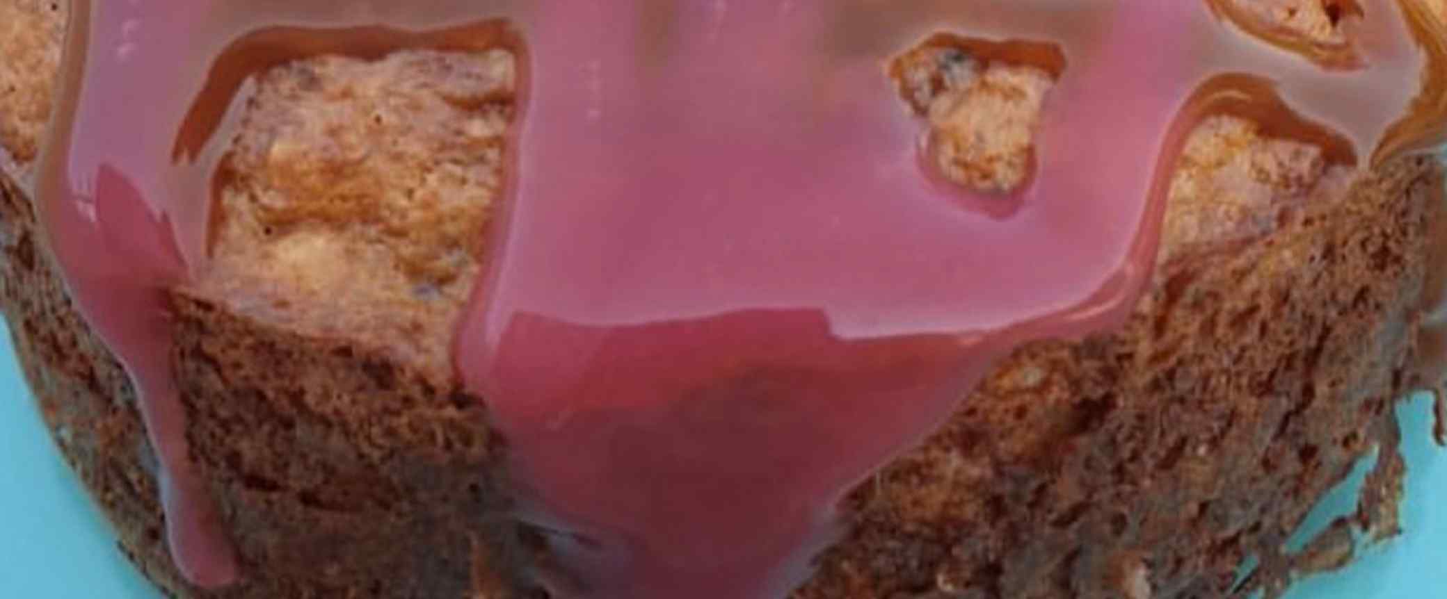 Κέικ με κόκκινα φρούτα (Raspberry Cake)
