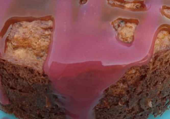 Κέικ με κόκκινα φρούτα (Raspberry Cake)